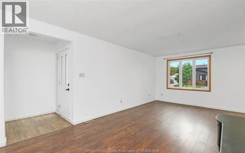9597 AVERY LANE Unit# UPPER , Windsor, Ontario N8R 2C1 5