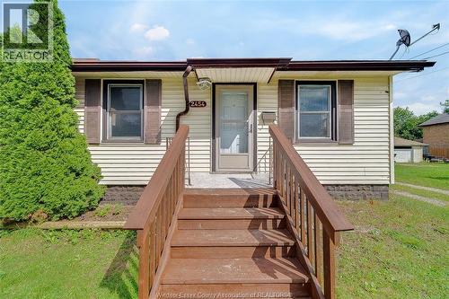 2454 JOS ST. LOUIS AVENUE , Windsor, Ontario N8T 2M5 3