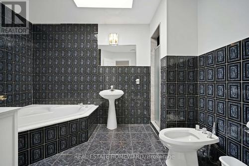 84 Maybourne Avenue, Toronto, ON 