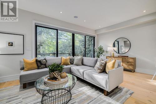 70 Bellefair Avenue, Toronto, ON 