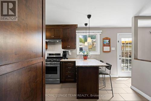27 Ballantrae Way, Ottawa, ON 