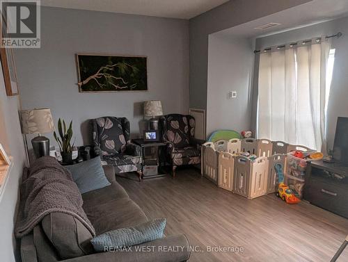 421 - 1 MAISON PARC COURT , Vaughan, Ontario L4J 9K1 5