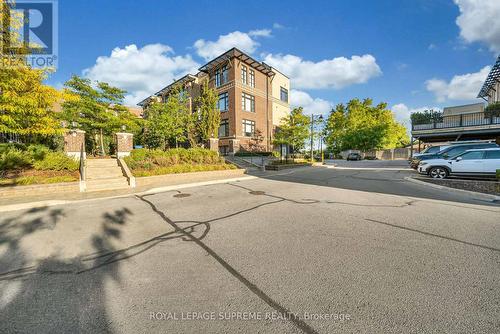 43 - 8167 Kipling Avenue, Vaughan, ON 