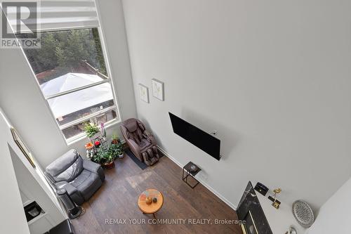 21 English Oak Drive, Richmond Hill, ON 