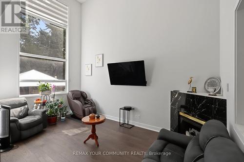 21 English Oak Drive, Richmond Hill, ON 