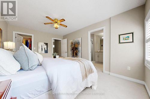 2002 John Street, Markham, ON 