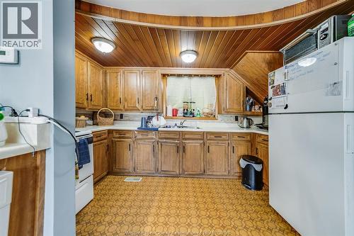 737-739 County Rd 2, Lakeshore, ON 