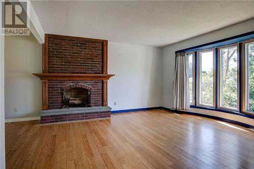 890 Auger Avenue, Sudbury, ON 