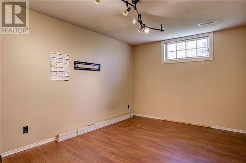 890 Auger Avenue, Sudbury, ON 