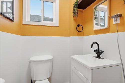 21 Bulmer Avenue, Sudbury, ON 