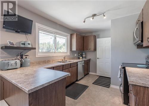 41 Moxam Drive, Greater Sudbury, ON 