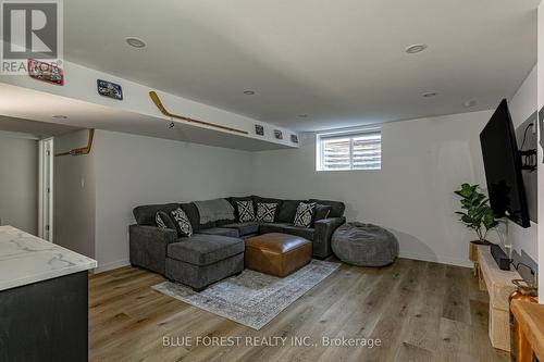 106 Spencer Avenue, Lucan Biddulph (Lucan), ON 