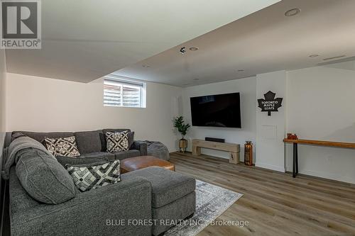 106 Spencer Avenue, Lucan Biddulph (Lucan), ON 