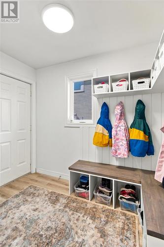 16 Hyde Park Drive, St. John'S, NL 