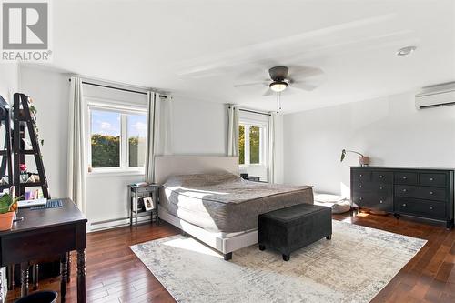 16 Hyde Park Drive, St. John'S, NL 