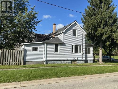 64 CHETWOOD STREET , St. Catharines (Western Hill), Ontario L2S 2A4 2