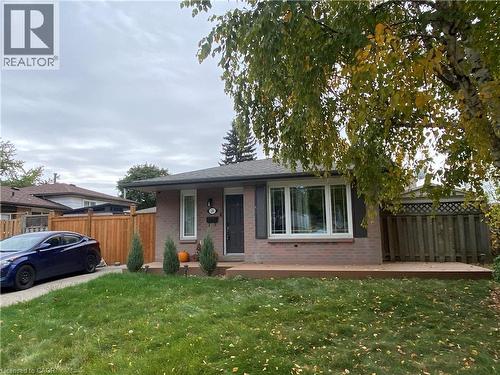 24 Queenslea Drive, Hamilton, ON 