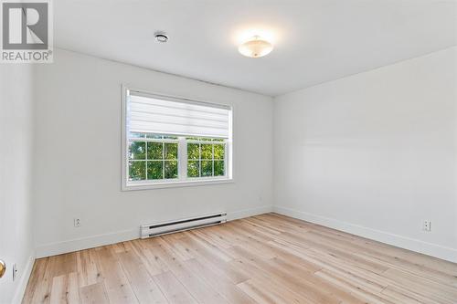 25 Laumann Place, Mount Pearl, NL 