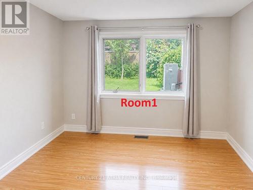 LOWER - 60 BEACHAM CRESCENT , Toronto, Ontario M1T 1N1