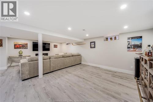 2777 Rockwell Boulevard, Windsor, ON 