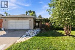 443 ST LAWRENCE COURT Sarnia, ON N7S 6E2