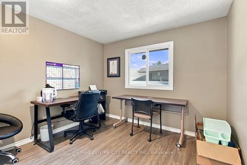 215 Walmer Grove, London North (North K), ON 