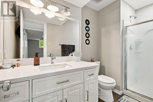 215 Walmer Grove, London North (North K), ON 