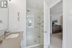 Walk-in glass shower - 