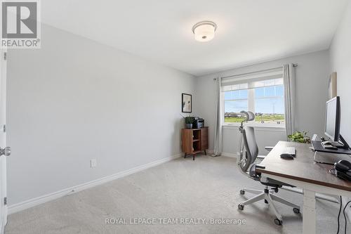 715 Maverick Crescent, Ottawa, ON 