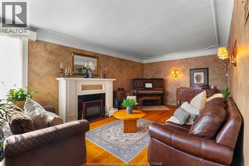 99 Talbot Street West, Leamington, ON 