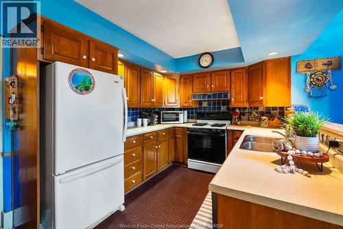 99 Talbot Street West, Leamington, ON 