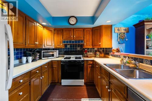 99 Talbot Street West, Leamington, ON 