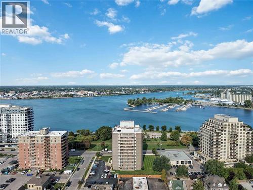 10 Derby Lane Unit# 1008, Sarnia, ON 