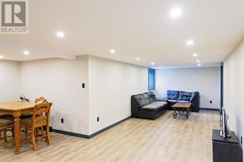 6 Cabot Road, Gambo, NL 