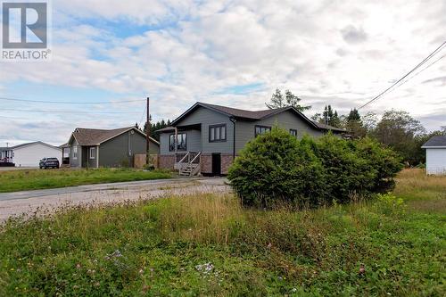 6 Cabot Road, Gambo, NL 