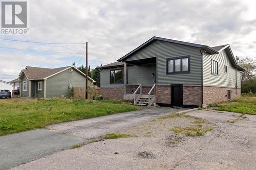6 Cabot Road, Gambo, NL 