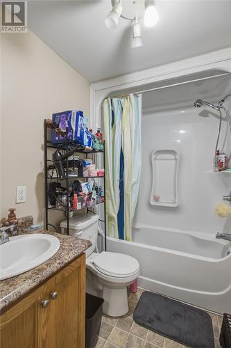 24 Hopedale Crescent, St. John'S, NL 