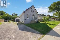 319 Talfourd STREET Sarnia, ON N7T 1P5