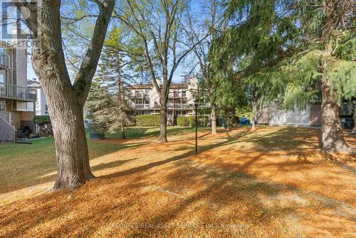 6754B Jeanne-D'Arc Boulevard N, Ottawa, ON 
