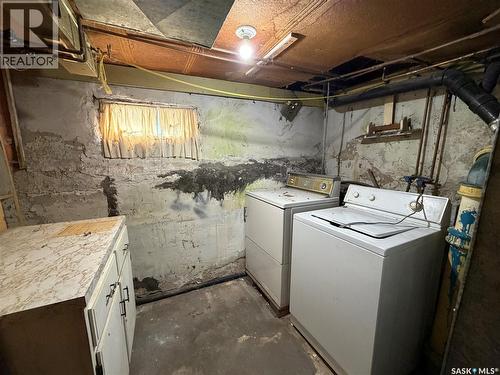 1014 6Th Avenue Nw, Moose Jaw, SK 