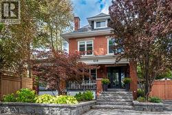283 PLAINS Road W  Burlington, ON L7T 1G1
