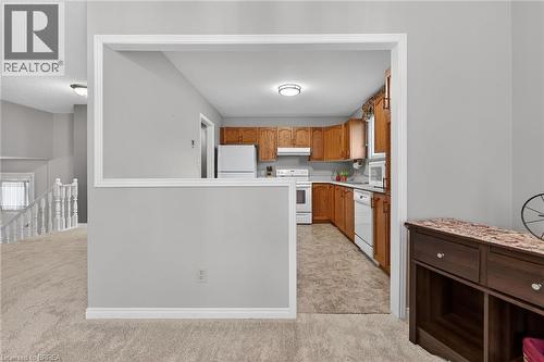 104 Viscount Road, Brantford, ON 