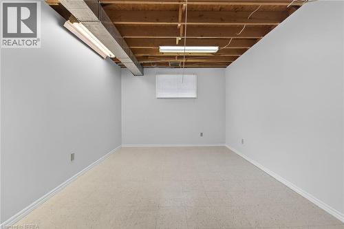 104 Viscount Road, Brantford, ON 