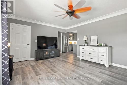 Main Floor: Living Room - 15198 St Ignatius Line, Chatham-Kent (Bothwell), ON 