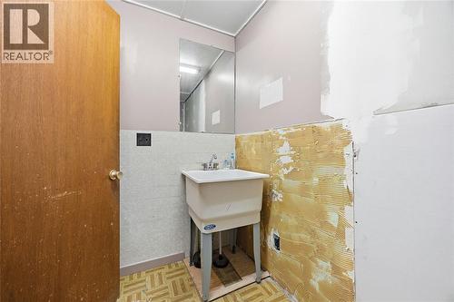 26 Monk Street, Point Edward, ON 