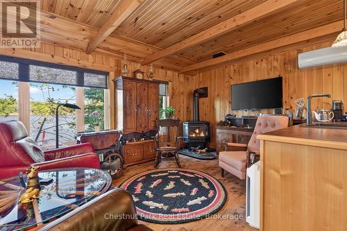 Living Room Faces the Lake, Cozy Propane Stove - 1048 Nora Lane, Gravenhurst (Ryde), ON 