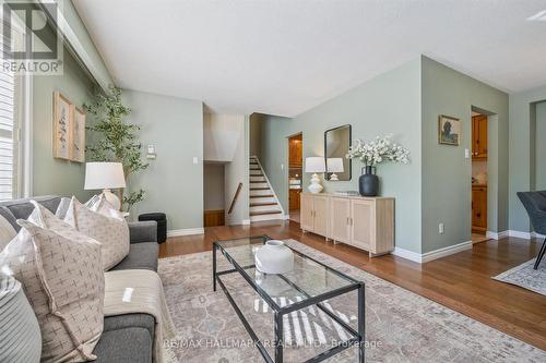 2209 Buttonbush Crescent, Mississauga, ON 