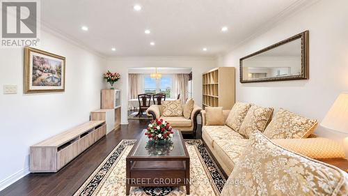 201 - 5 ELMIRA COURT , Toronto, Ontario M2K 2T1 5