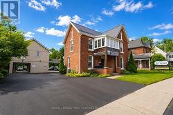 177 DUNLOP STREET W Barrie, ON L4N 1B4