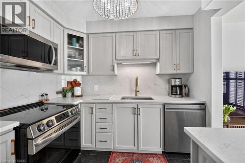 69 Sumner Crescent, Grimsby, ON 